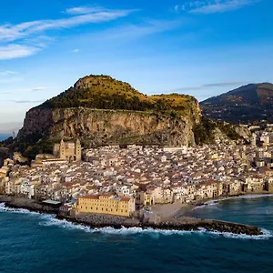 Casa Sul Corso Cefalù